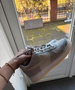 Hele leuke Nike air force 1 grijs/blauw 38,5, Kleding | Dames, Schoenen, Ophalen of Verzenden, Zo goed als nieuw, Blauw, Sneakers of Gympen