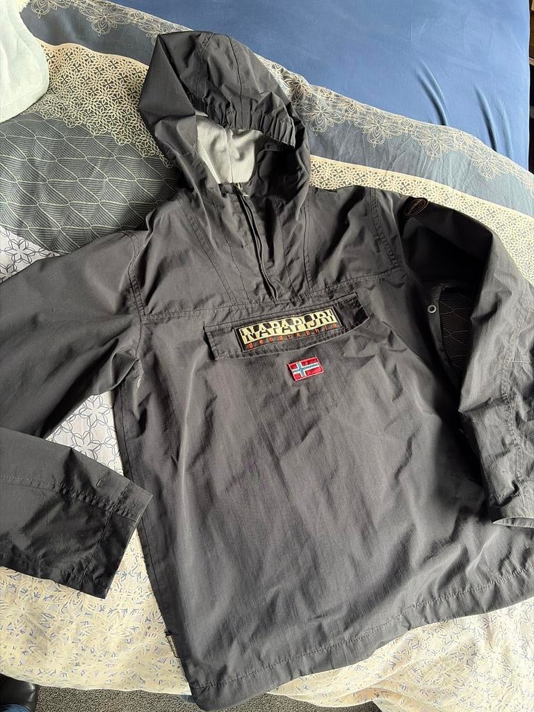Napapijri jas maat 170 - Donkergrijs/Zwart, Ophalen of Verzenden, Zo goed als nieuw, Jongen of Meisje, Jas