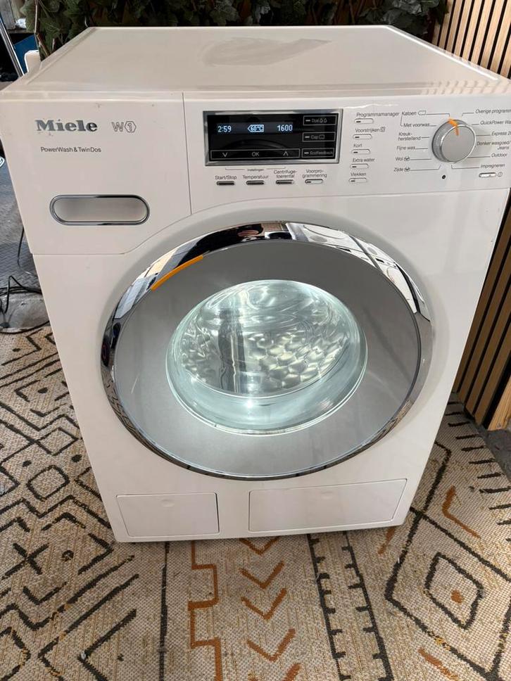 Miele W1 PowerWash & TwinDos, Witgoed en Apparatuur, Wasmachines, Zo goed als nieuw, Voorlader, 8 tot 10 kg, 85 tot 90 cm, 1600 toeren of meer