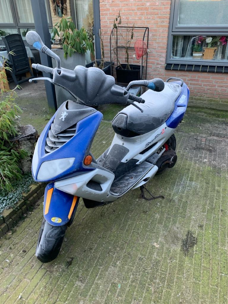 Peugeot Speedfight 2, Fietsen en Brommers, Snorfietsen en Snorscooters, Ophalen, Gebruikt, Benzine, Peugeot