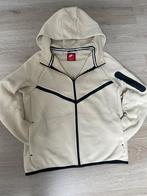 Nike tech vest maat 158-170 (164), Ophalen of Verzenden, Zo goed als nieuw, Jongen, Trui of Vest