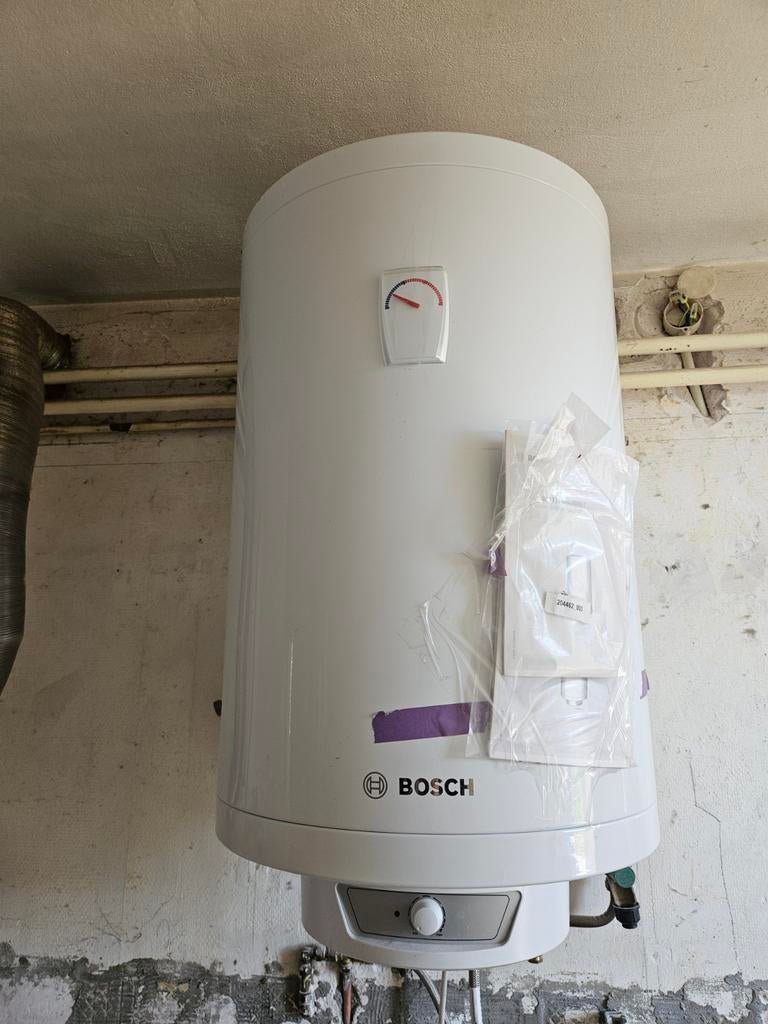 Bosch Boiler Tronic 4000T - 77L, slechts 2 jaar gebruikt, 20 tot 100 liter, Boiler, Ophalen of Verzenden, Minder dan 3 jaar oud
