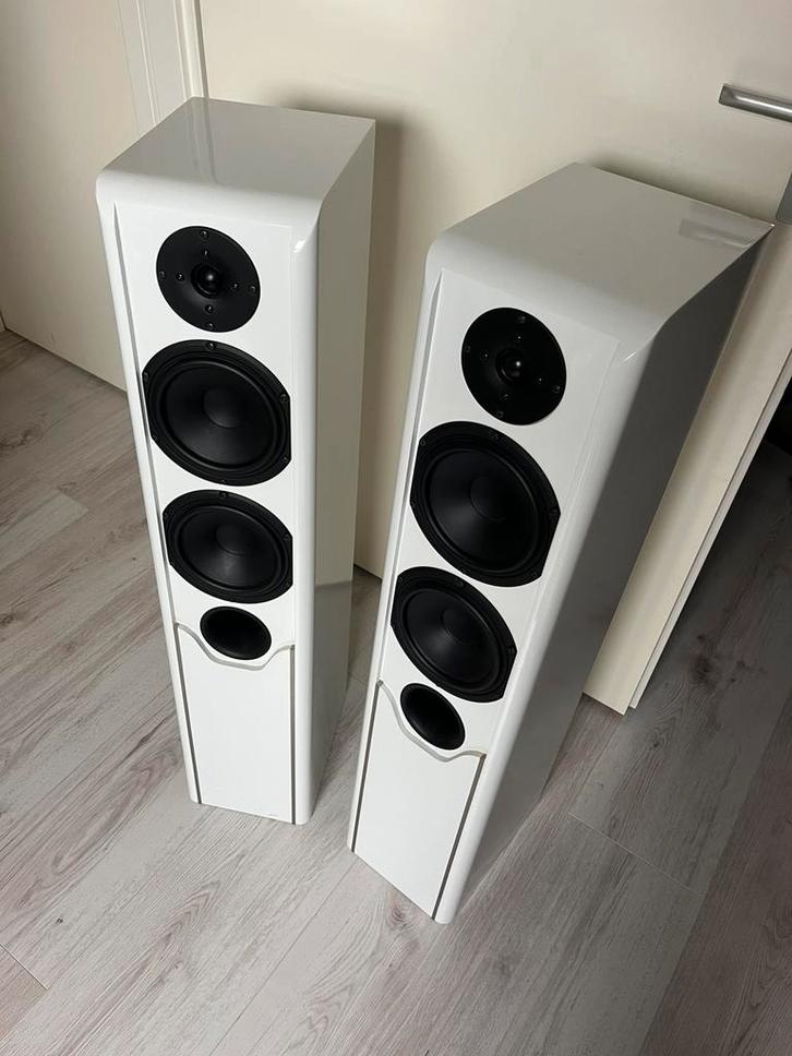 Speaker&co Quint MKV - Zuil luidsprekers, Audio, Tv en Foto, Luidsprekers, Zo goed als nieuw, Front, Rear of Stereo speakers, 120 watt of meer