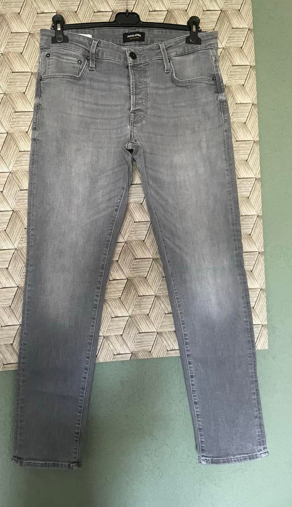 Jeans Jack & Jones, grijs, 34/32, Kleding | Heren, Spijkerbroeken en Jeans, Ophalen of Verzenden, Zo goed als nieuw, Grijs, W33 - W34 (confectie 48/50)
