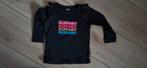 Zwart longsleeve shirt met 'RUNWAY' opdruk, maat 92, Kinderen en Baby's, Kinderkleding | Maat 92, Meisje, Ophalen of Verzenden