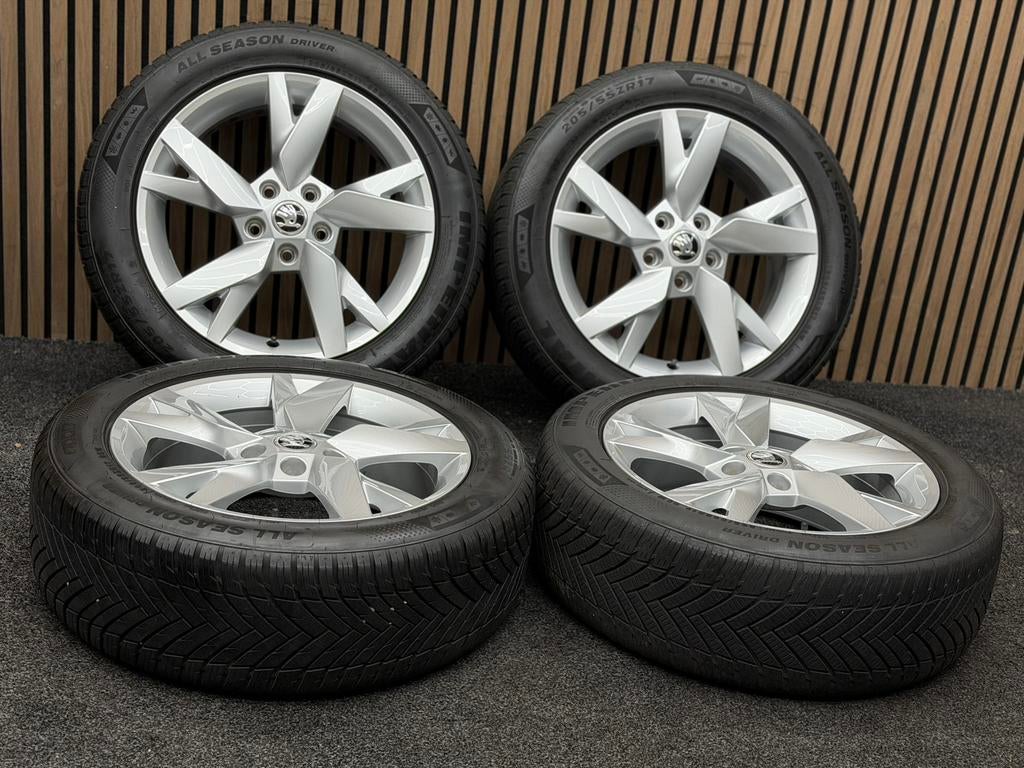 Originele 17 inch Skoda Octavia 5x112 ET46 205/55 All Season, Ophalen, ., Banden en Velgen, 17 inch
