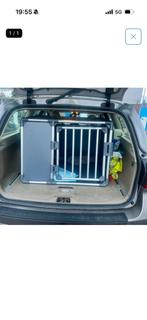 Auto hondenbenches, Dieren en Toebehoren, Hondenhokken, Ophalen of Verzenden, Zo goed als nieuw, Minder dan 75 cm, Minder dan 65 cm