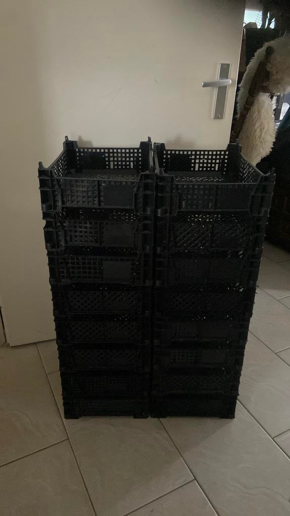 Alles samen €3,- zwarte kleine kratjes 16x nieuw aanmaakhout, Minder dan 3 m³, Ophalen, Overige houtsoorten