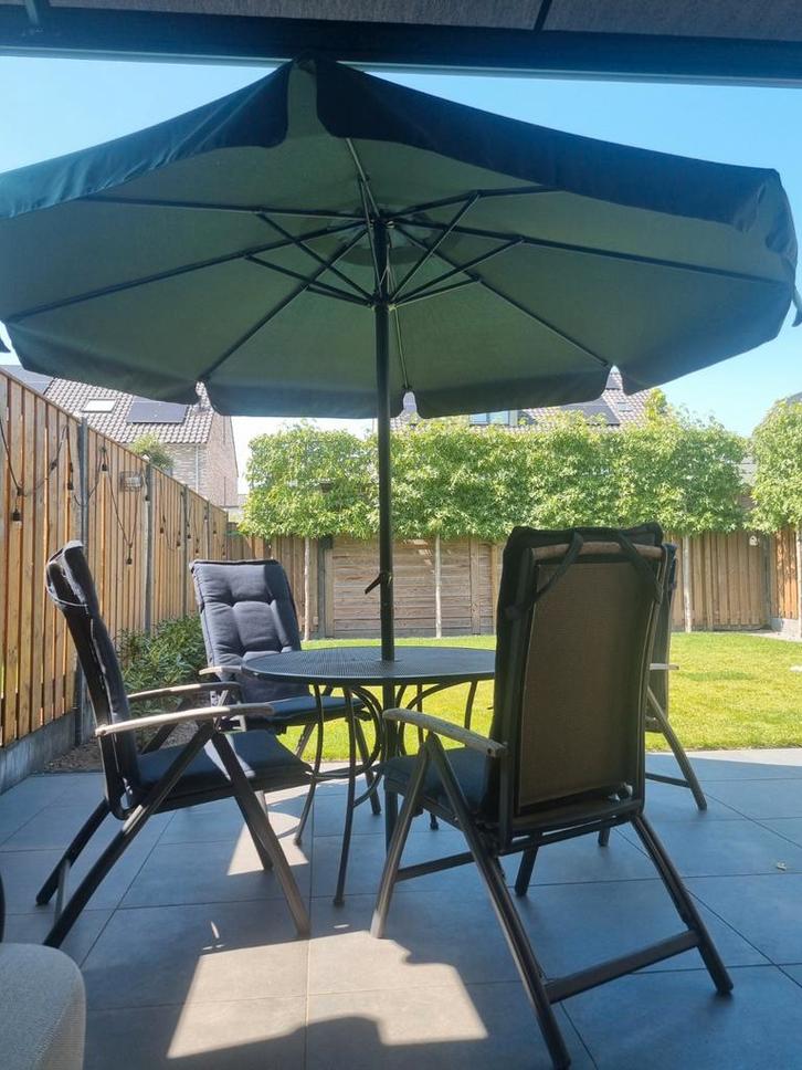 Tuinset met parasol, Tuin en Terras, Tuinsets en Loungesets, Gebruikt, Tuinset, 4 zitplaatsen, Eettafel, Stoel, Ophalen