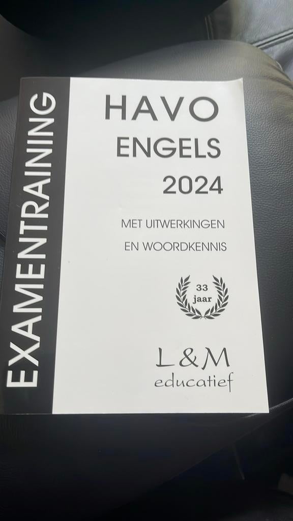 HAVO Engels Examentraining 2024 L&M Educatief, Ophalen of Verzenden, Alpha, Zo goed als nieuw, HBO