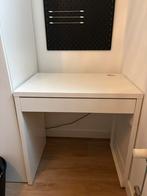 Bureau MICK IKEA, Ophalen, Zo goed als nieuw, Bureau
