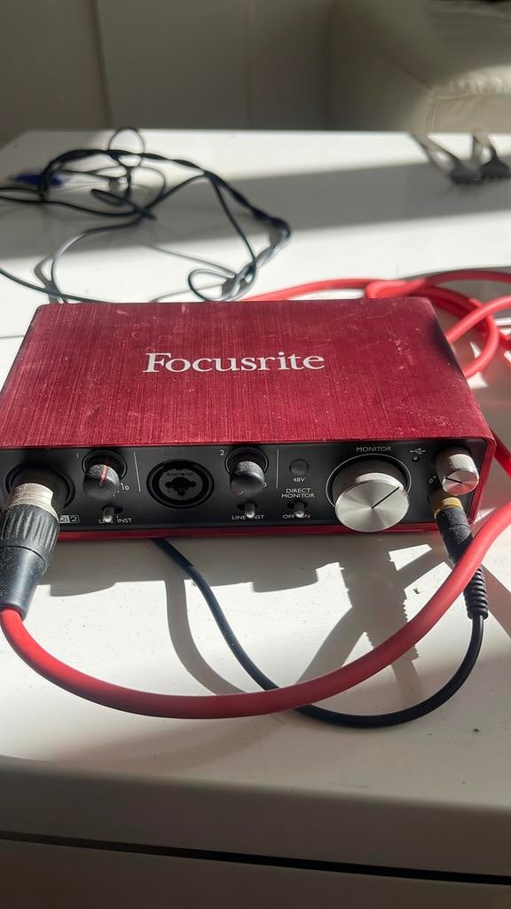 Focusrite Scarlett 2i2 Studio Set (2e Generatie), Ophalen of Verzenden, Gebruikt