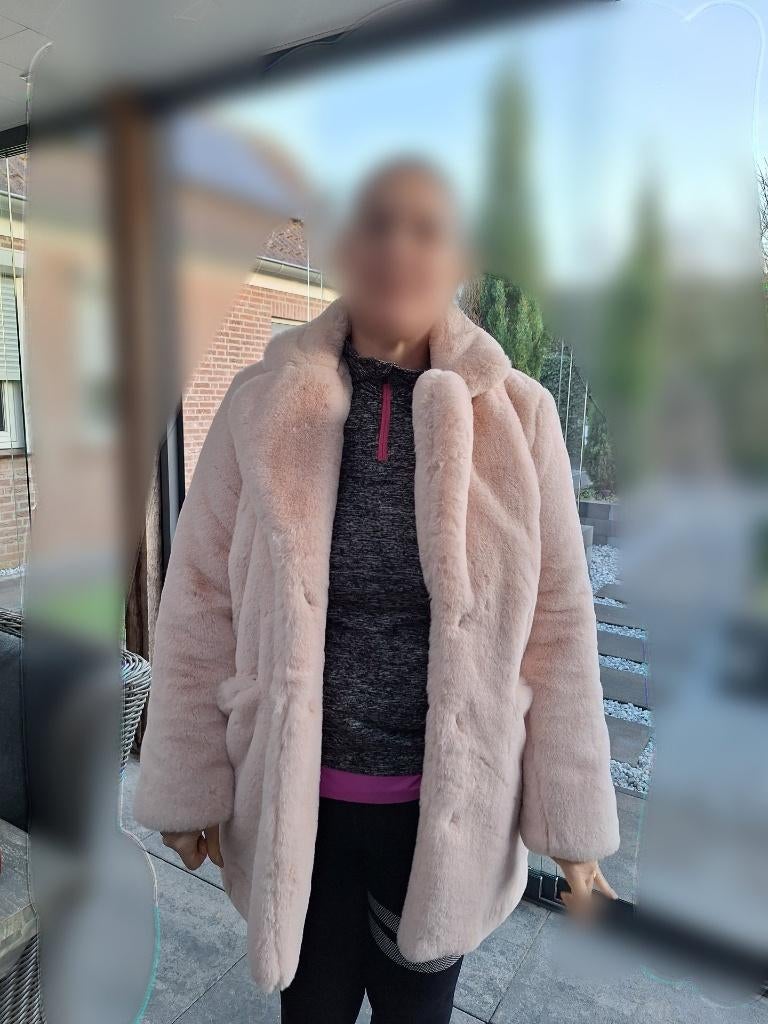 Roze imitatie bontjas faux fur coat super zacht, maat 40, M, Kleding | Dames, Jassen | Winter, Maat 38/40 (M), K Zell, Ophalen of Verzenden
