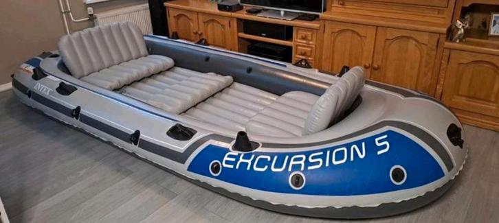 Intex Excursion 5 Rubberboot, Watersport en Boten, Kano's, Zo goed als nieuw, Overige typen, Drie personen of meer, Opblaasbaar