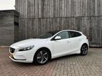 Volvo V40 1.5 T2 122PK Geartronic 2016 Wit, 1498 cc, Zwart, 4 cilinders, 700 kg