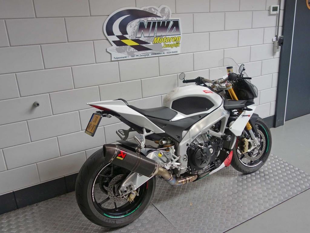 APRILIA TUONO V4 R APRC, 4 cilinders, Motorrijbewijs A, Bedrijf, Onbekend