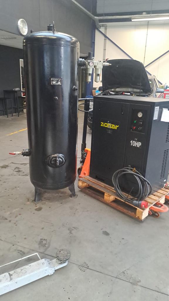 Zionair Gedempte Compressor 10HP met Luchttank 500L, Ophalen of Verzenden, Geluidgedempt, Gebruikt, 800 liter/min of meer