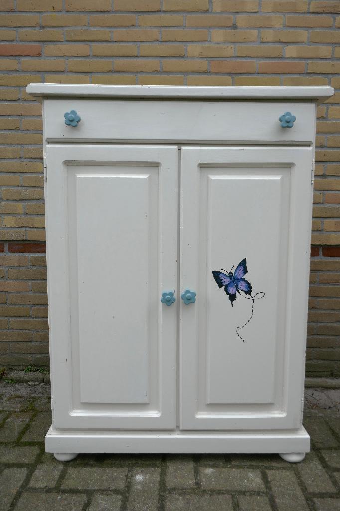 Meidenkast / Kledingkast / Boekenkast wit Hoogte 121.5cm, Huis en Inrichting, Kasten | Overige, Ophalen, Gebruikt