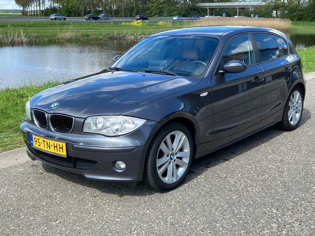 BMW 1-Serie 2.0 120I 2006 nieuwe apk - apple carplay, Achterwielaandrijving, 1995 cc, 4 cilinders, Handgeschakeld