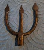 Decoratieve metalen drietand - Uniek handgemaakt item, Ophalen of Verzenden