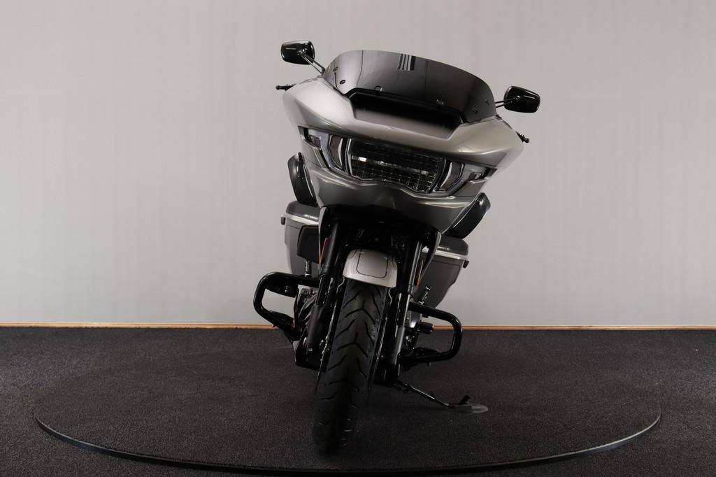 Harley-Davidson FLTRXSE CVO Road Glide Custom Color Platinum, Motoren, Motoren | Harley-Davidson, Cruise Control, Bedrijf, Overig