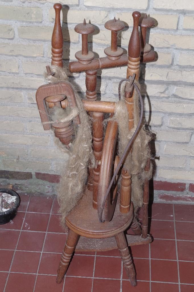 spinnewiel, Ophalen, Gebruikt, Spinnewiel