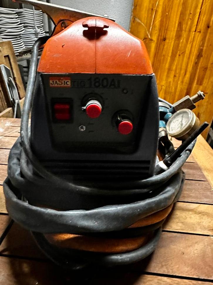 TIG Lasapparaat 200A 220V + Laskap, Doe-het-zelf en Verbouw, Gereedschap | Lasapparaten, Gebruikt, Tig, 150 tot 250 ampère, Ophalen