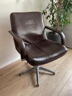 Artifort stoel, Huis en Inrichting, Stoelen, Ophalen, Gebruikt, Bruin, Leer