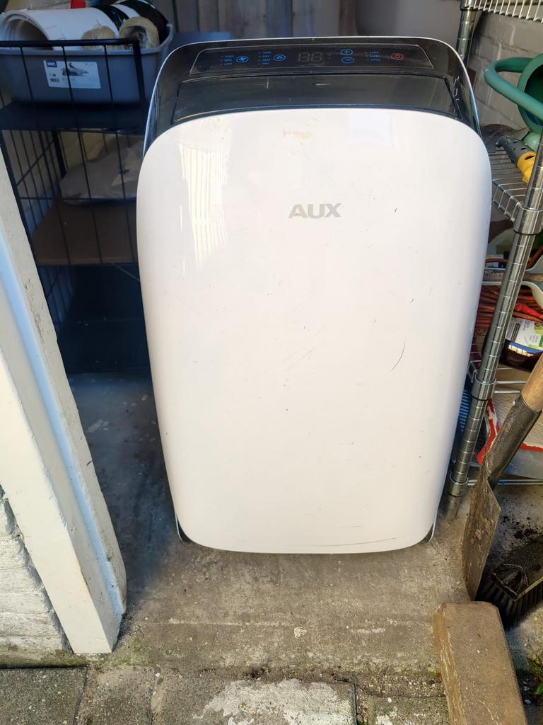 Aux airco, Ophalen, Gebruikt, Minder dan 60 m³, 3 snelheden of meer