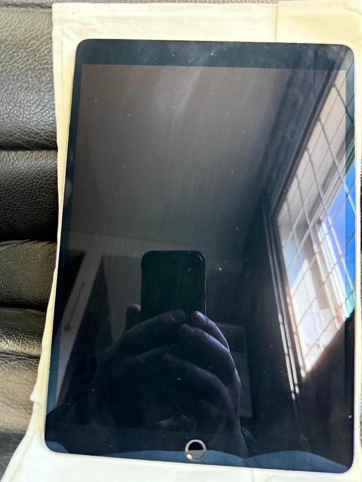 Ipad pro 10,5 uit 2017, Computers en Software, Apple iPads, Zo goed als nieuw, Apple iPad, Wi-Fi, 10 inch, 64 GB, Grijs, Ophalen of Verzenden