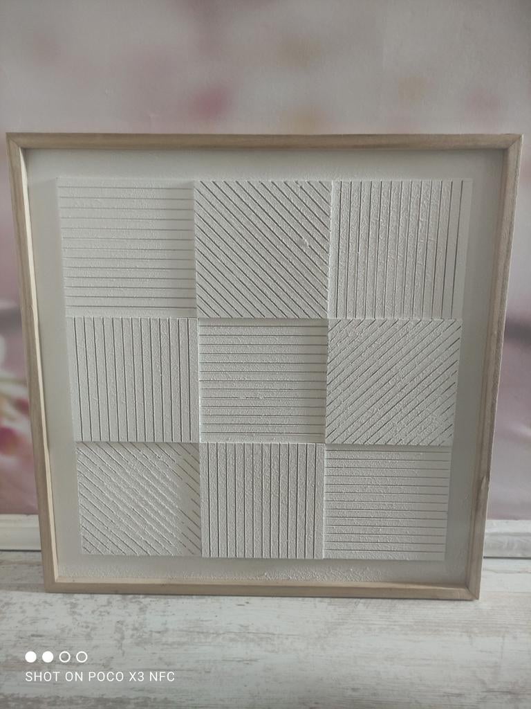 Mooi wit  3 D schilderij vd Karwei met houten lijst, Huis en Inrichting, Woonaccessoires | Schilderijen, Tekeningen en Foto's