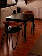 Zwart grenen tafeltje, Huis en Inrichting, Tafels | Eettafels, Ophalen, Gebruikt, 50 tot 100 cm, Vierkant