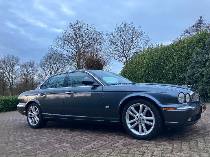 Jaguar XJ 4.2 V8 LPG SWB Sovereign – Goed onderhouden, Auto's, Jaguar, Particulier, XJ, ABS, Alarm, Centrale vergrendeling, Climate control