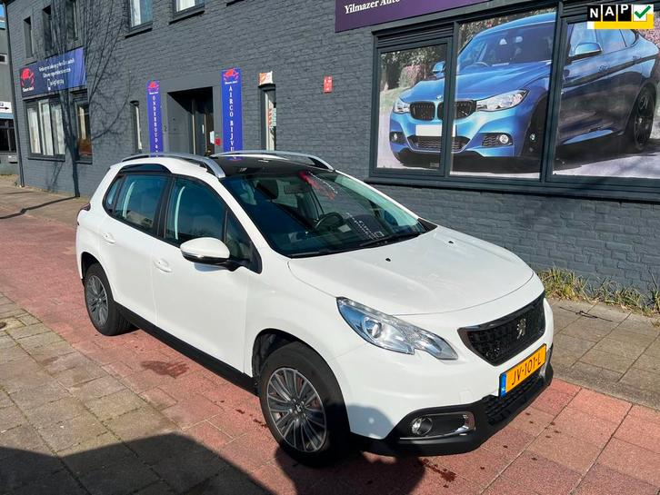 Peugeot 2008 1.2 PureTech Active panodak nap boekjes navi, Auto's, Peugeot, Bedrijf, Te koop, ABS, Airbags, Airconditioning, Bluetooth