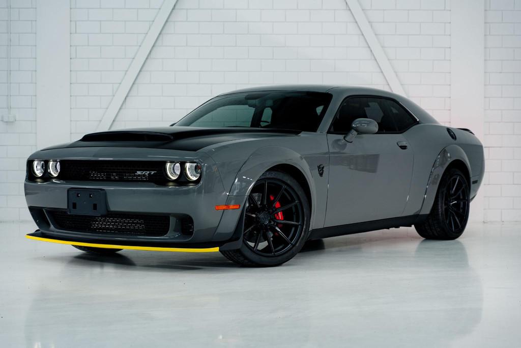 Dodge Challenger Demon #3190 l Complete Crate l Harman Kardo, Auto's, Dodge, Automaat, Stof, Gebruikt, 840 pk