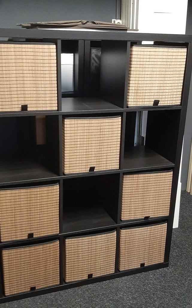 Ikea kallax Vakkenkast met 8 gnabbas manden, Ophalen, Zo goed als nieuw