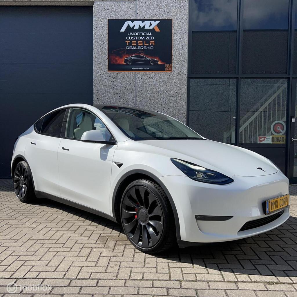 Tesla Model Y Performance + MMX PACK + IAP + EAP, Auto's, Tesla, Automaat, Gebruikt, Overige carrosserieën, Wit