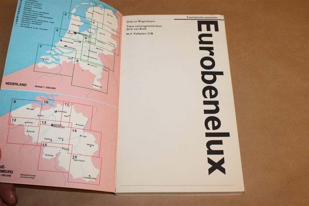 Eurobenelux Autoatlas — Wegenkaart & Reisgids, Vintage 1974, Ophalen of Verzenden, Gelezen, 1800 tot 2000, Landkaart
