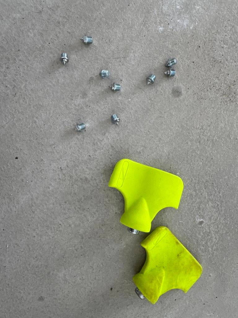 Extra korte Spikes en sleutels, Gebruikt, Nike, Ophalen of Verzenden, Spikes