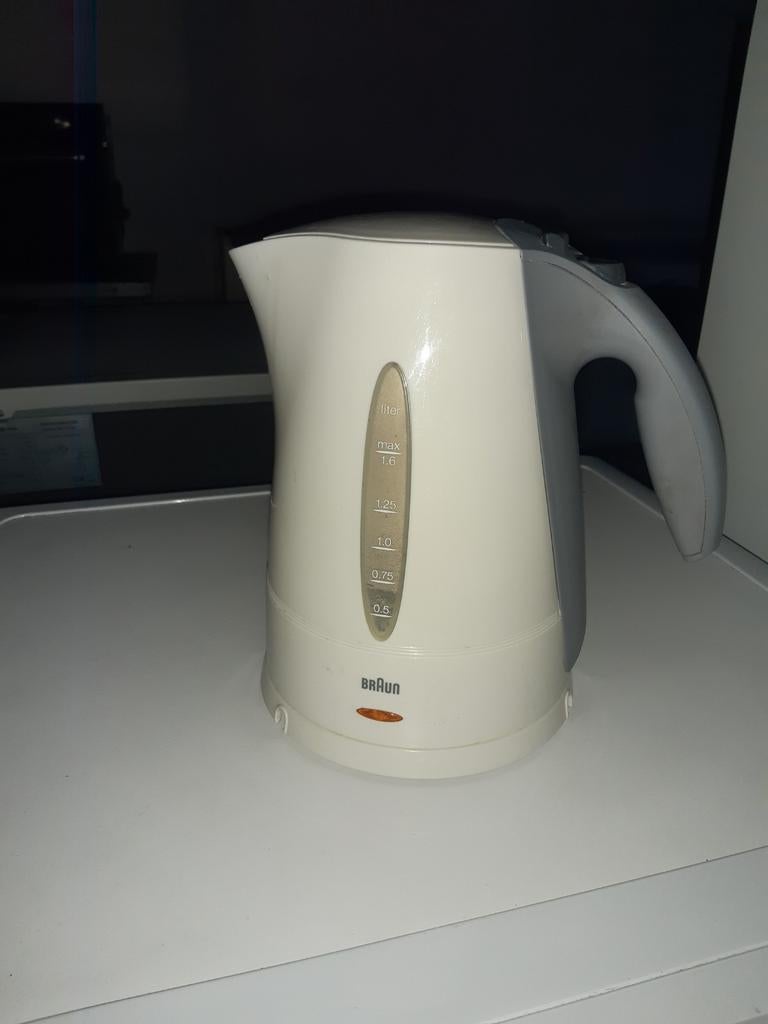 Waterkoker, 1 tot 2 liter, Ophalen, Gebruikt