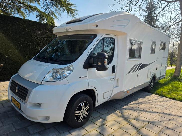 Mobilvetta p84 camper met maar 35000 km, Caravans en Kamperen, Campers, Particulier, tot en met 2, Half-integraal, Overige merken