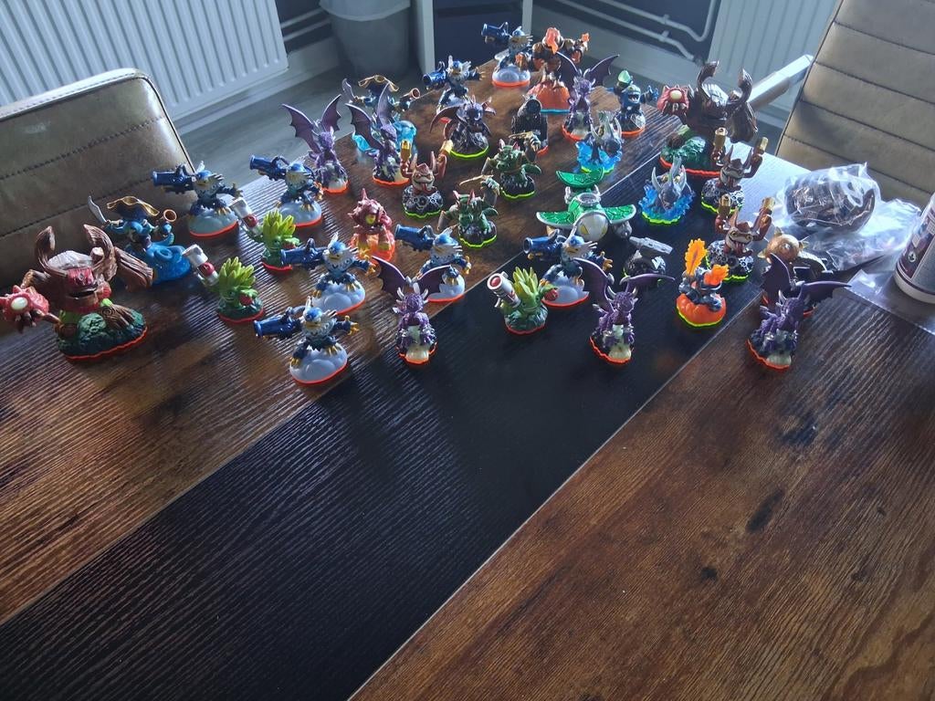36 Skylanders Figuren - Grote Collectie, Avontuur en Actie, Gebruikt, 2 spelers, Ophalen of Verzenden