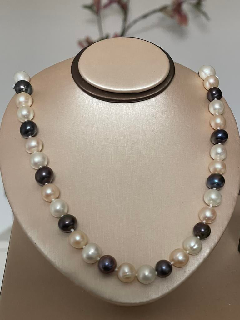 Vintage parelsnoer zwarte en witte parels, Ophalen of Verzenden, Zo goed als nieuw, Zwart, Overige materialen