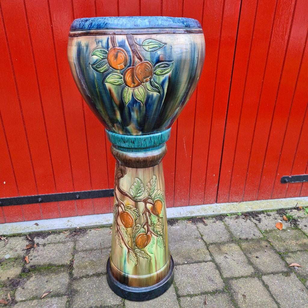 Grote Art Nouveau bloempot op zuil, pied de stal 93cm hoog, Antiek en Kunst, Antiek | Keramiek en Aardewerk, Ophalen
