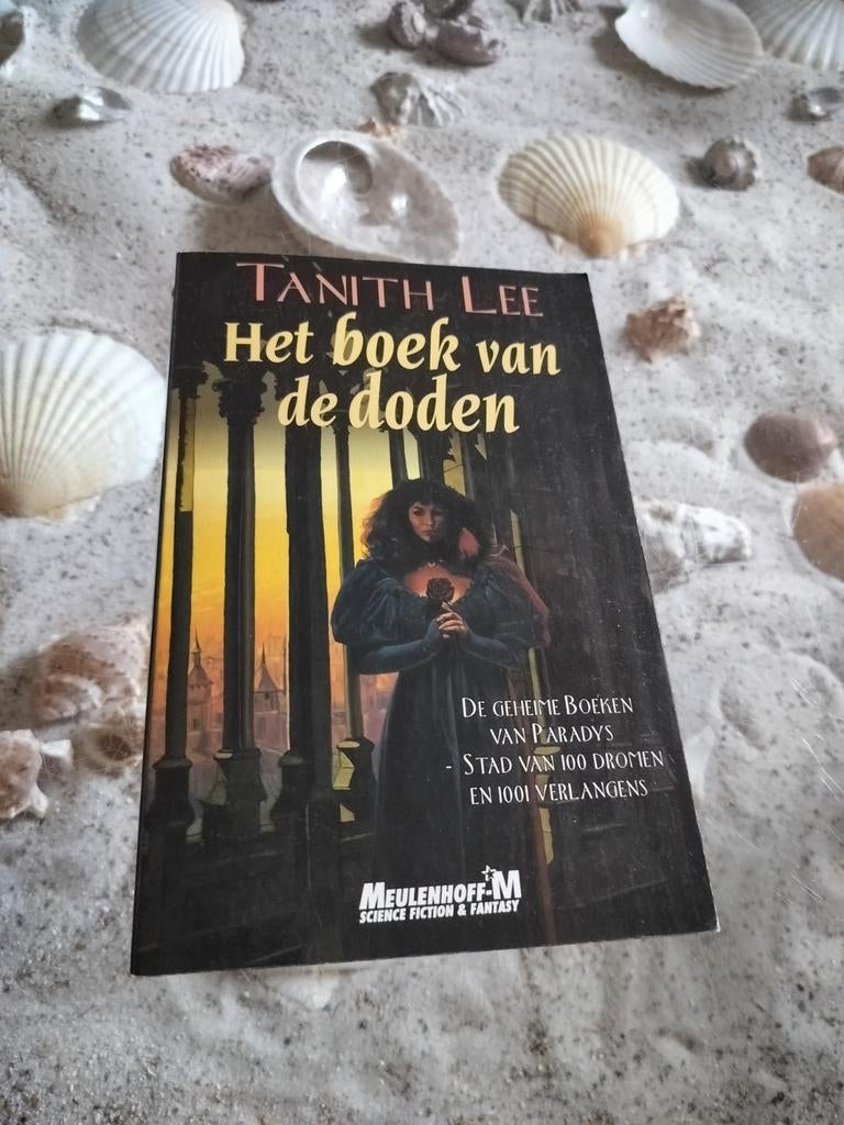 Tanith Lee - Boek van de doden, Ophalen of Verzenden, Gelezen, Lee