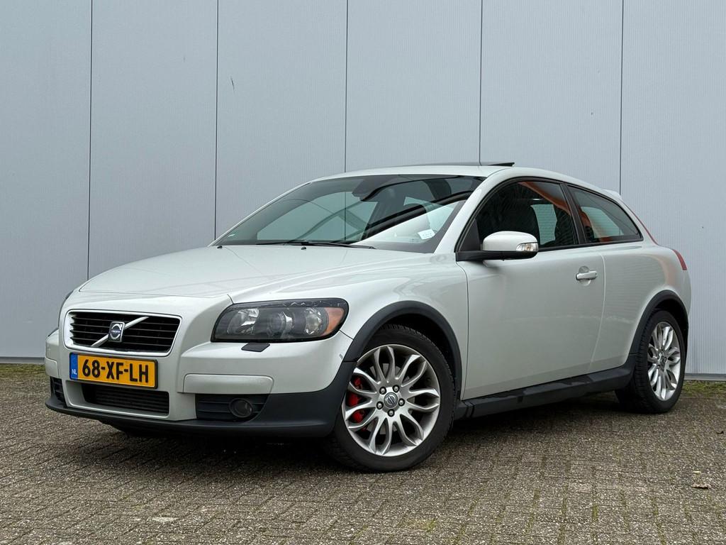 Volvo C30 2.4 D5 Summum, Auto's, Gebruikt, 700 kg, 4 stoelen, Wit