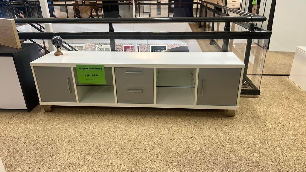 Maatwerk tv meubel kast. Showmodel, Huis en Inrichting, Ophalen, Zo goed als nieuw