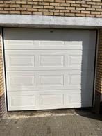Witte sectionaal garagedeur met elektrische bediening, Doe-het-zelf en Verbouw, Deuren en Horren, Ophalen, Gebruikt