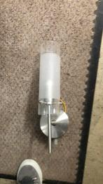 Wandlampje met melkglas kelk, Ophalen, Gebruikt, Modern, Wit