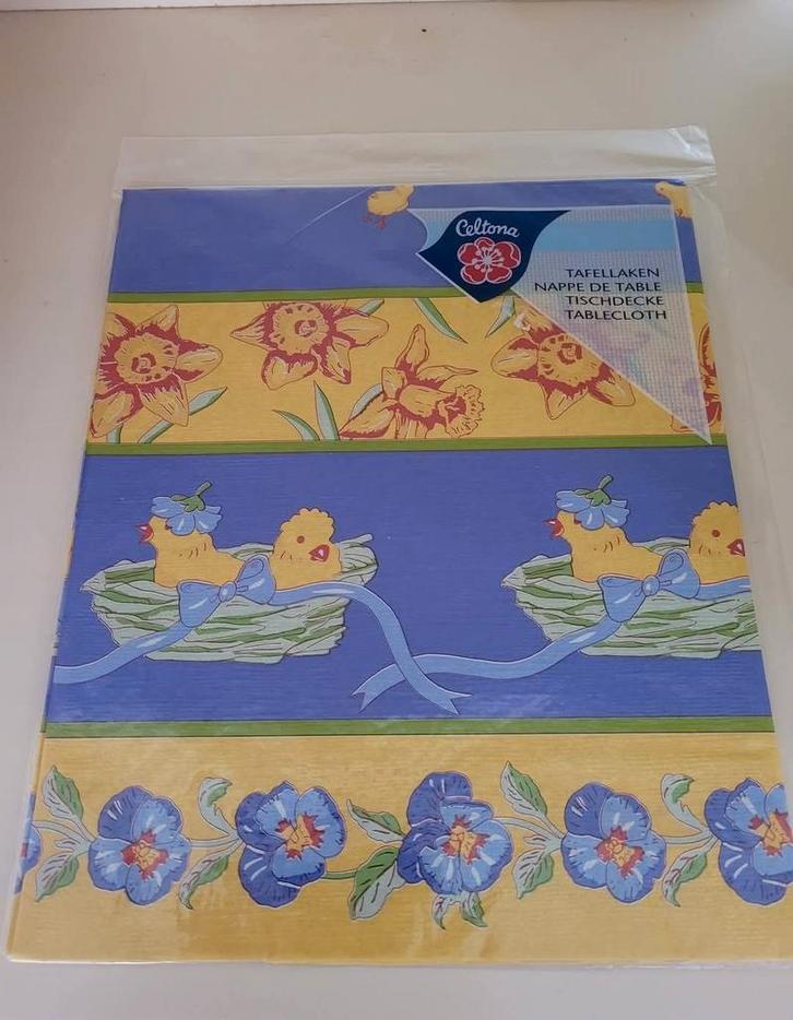 Vintage Celtona tafelkleed - Pasen, Diversen, Pasen, Nieuw, Ophalen of Verzenden